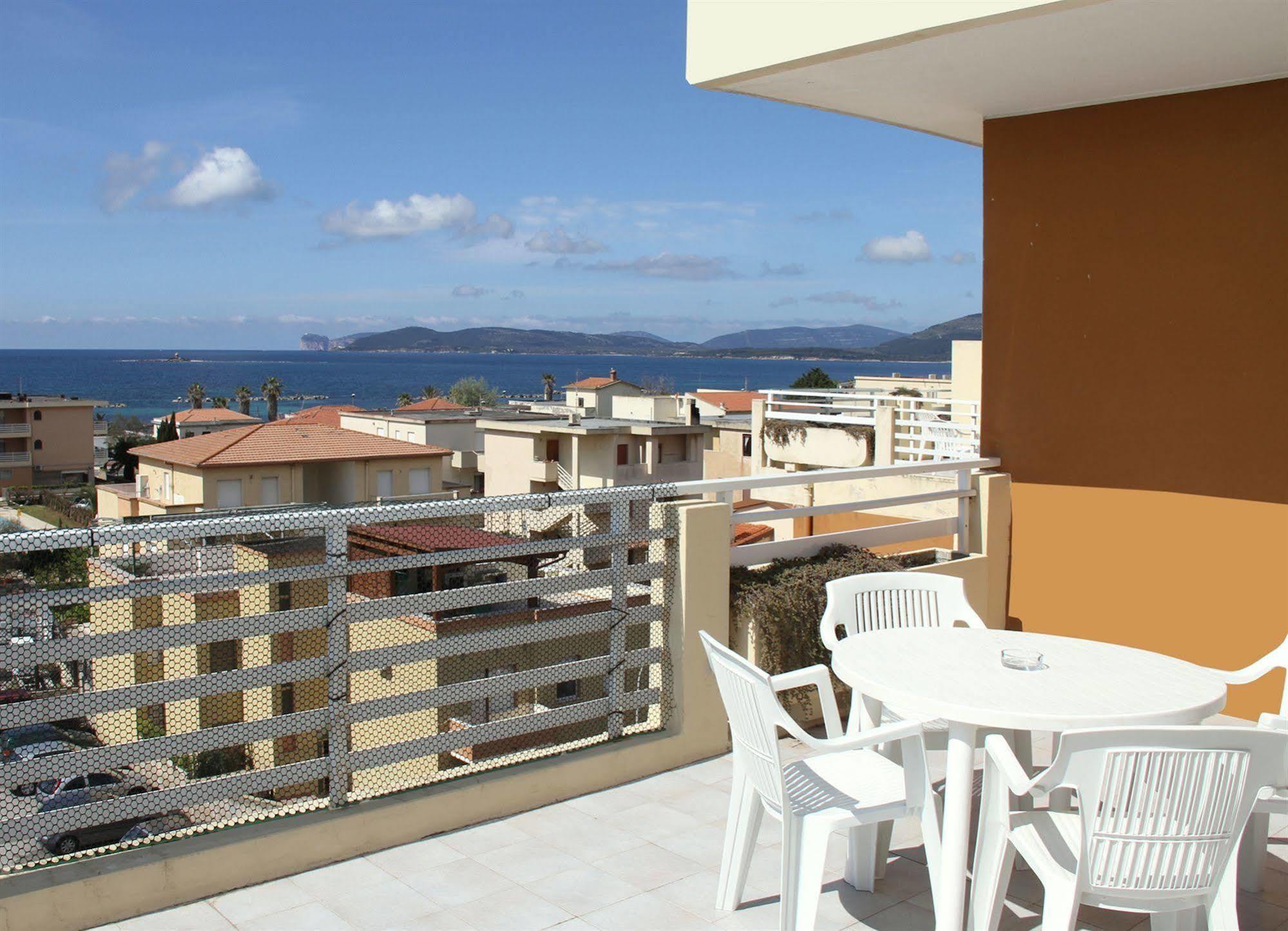 Gardenia Casa Vacanze Алгеро Екстериор снимка